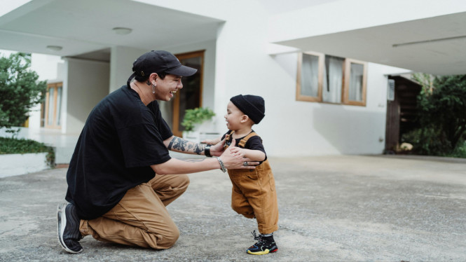 Peran ayah dalam mengasuh anak laki-laki