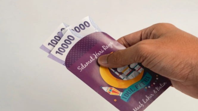 Simpan uang thr anak dengan bijak