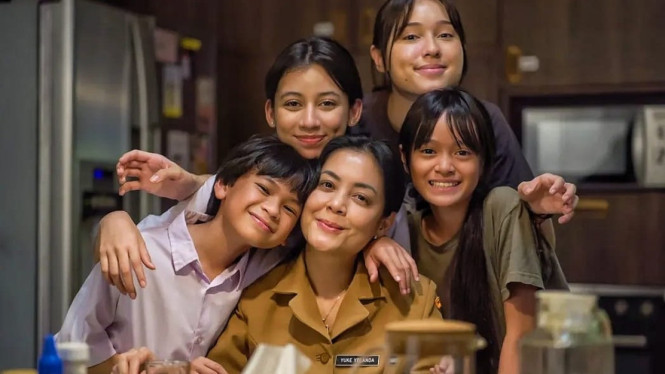 Film Yang Lain Boleh Hilang Asal Kau Jangan tayang 2026
