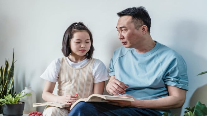 Peran anak dalam pengasuhan toxic parenting
