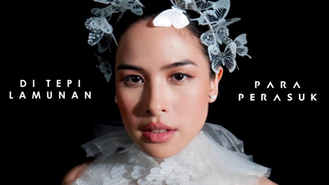 Di Tepi Lamunan - Maudy Ayunda