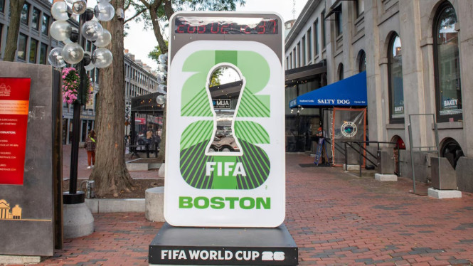Promosi Event Piala Dunia 2026 di jalanan Boston.