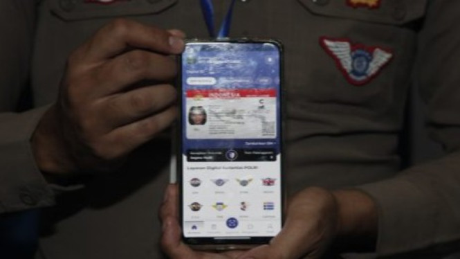 SIM Digital yang diakses melalui aplikasi Digital Korlantas Polri