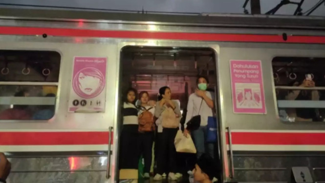 Tarif KRL Tetap, Pemerintah Komitmen Penumpang Dapat Tarif Lebih Murah Lewat Integrasi
