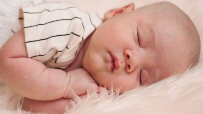 Trik jitu atasi bayi begadang agar ibu terhindar dari kelelahan mental.