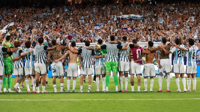 Skuad Argentina mengapresiasi dukungan suporter usai kalahkan Swiss 3-1 di perempat final Piala Dunia 2026