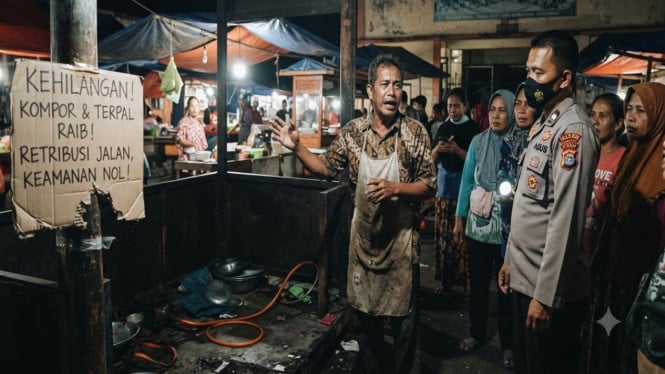 Ilustrasi pedagang nasi goreng jadi korban pencurian