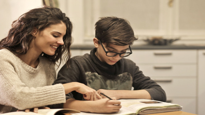 Tips mengajari anak yang susah fokus