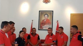 Rayakan Ulang Tahun Presiden ke Lima, DPC PDIP Ende Gelar Penanaman Pohon dan Potong Tumpeng