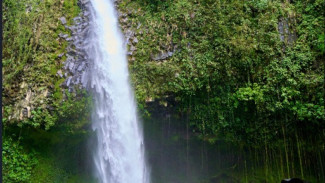 Menikmati Keindahan Surga Air Terjun di Baturaden, Jawa Tengah