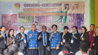 SMK Negeri 6 Kota Kupang Uji Perdana Kemampuan Peserta didik dengan Lisensi LSP