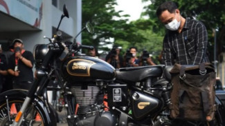 Terungkap! Dua Kendaraan Ridwan Kamil Disita KPK, Termasuk Royal Enfield Edisi Terbatas
