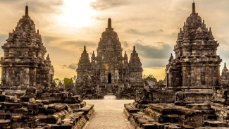 Kudeta dan Kejatuhan Majapahit: Pelajaran dari Intrik Kekuasaan Nusantara