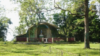 Gua Maria Golo Curu: Tempat Sunyi yang Berbicara, Penjemput Segala Doa
