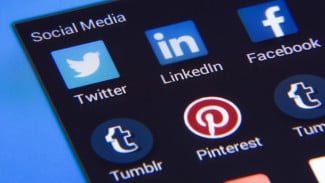 Personal Branding di Dunia Digital: Rahasia untuk Meningkatkan Kredibilitas dan Kesuksesan
