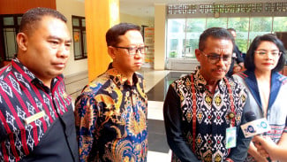 Rektor Undana Tegas: Dosen Lakukan Pungli Akan Dibelikan Babi, Makan Sampai Habis