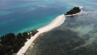 Tak Hanya Labuan Bajo, Pulau Morotai di Indonesia Timur Tawarkan Pesona Bahari yang Tak Kalah Menakjubkan