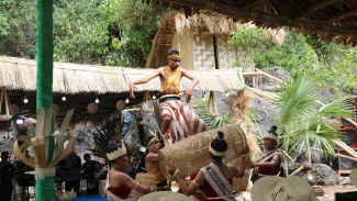 Festival Olang Mangsari 2025, Harmoni Budaya dan Potensi Laut Super Menggoda di Alor