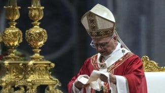 Paus Leo XIV Ajak Umat Katolik Dunia Bantu Atasi Defisit Vatikan Lewat Kampanye Donasi Modern