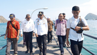 Retribusi Kapal Pinisi dan Pengelolaan Wisata Komodo Minim PAD untuk NTT