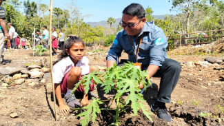 Bank NTT Cabang Mbay Tanamkan Gerakan Menabung Sejak Usia Dini