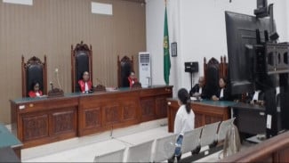 Menyediakan Anak untuk AKBP Fajar: Stefani Dituntut 12 Tahun Penjara