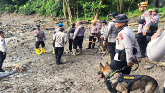 Pencarian Korban Banjir Nagekeo oleh Anjing Pelacak Tak Membuahkan Hasil, Tim K9 Mabes Polri Pamit