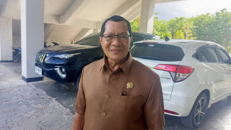 Program Pembalut Gratis, Yos Dogon Ingatkan Pemerintah: Tepat Sasaran