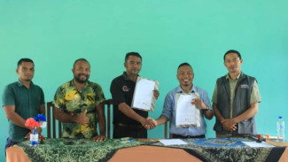 Bawaslu Manggarai Jalin MoU dengan SMK Negeri 1 Satarmese: Bekali Pemilih Pemula dengan Literasi Demokrasi