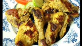 Mengapa Opor Bakar Kudus Jadi Buruan Food Hunter? Ini Keistimewaannya!