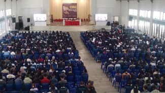 Unika St. Paulus Ruteng Gelar Seminar dan Orasi Ilmiah untuk 1.304 Wisudawan: Bangun Resiliensi Sosial di Era Post-Truth