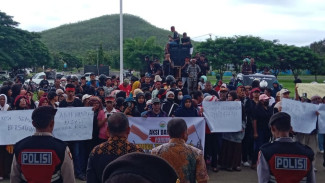 Masa Demo Tolak Brigade Infanteri, Bupati Nagekeo: Saya Bersama Masyarakat