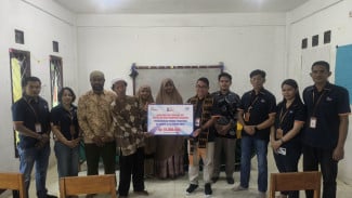 Bank NTT Mbay Salurkan Dana CSR Pemprov Untuk Pondok Pesantren Al-Ummah Al-Islamiyah