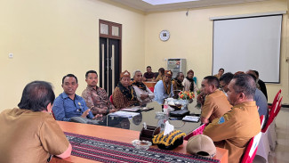 Ganti Untung PSN Waduk Lambo Belum Dibayar, Warga Geruduk Kantor Bupati Nagekeo