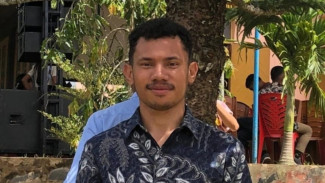 Anomali Metanarasi Negara