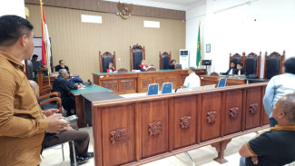 Penelantaran Rumah Tangga, Mokris Lay Dituntut 6 Bulan Penjara
