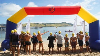36 Peserta Internasional Ramaikan Komodo Ocean Swim 2026 di Pulau Seraya Kecil Labuan Bajo