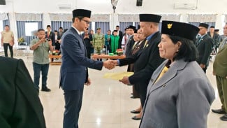 Wakil Bupati Sumba Timur Lantik 11 Pejabat Administrator dan Pengawas, Tegaskan Jabatan adalah Amanah