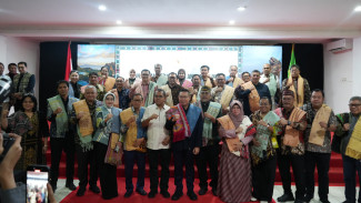 Kunjungan Kerja Banggar DPR RI ke Labuan Bajo, Gubernur NTT Tekankan Penguatan Fiskal, Hilirisasi, dan Otonomi Kewenanga