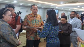 Senator Stevi Harman Minta Kemendiktisaintek Verifikasi Ulang Calon Mahasiswa Terdampak Gempa Gagal Terima KIP