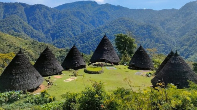 Wae Rebo, Negeri di Atas Awan.