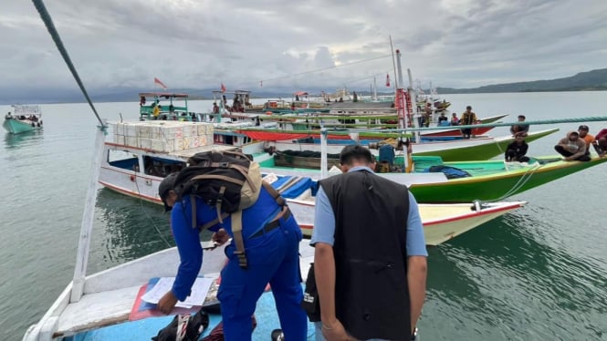 Polairud Labuan Bajo mengamankan puluhan kapal ikan ilegal di Golomori