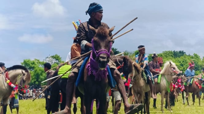 Acara Pasola di Sumba Barat Daya (SBD)