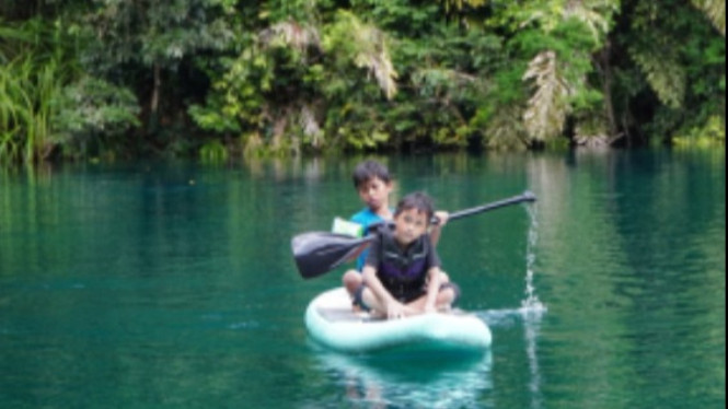 Keindahan Labuan Cermin