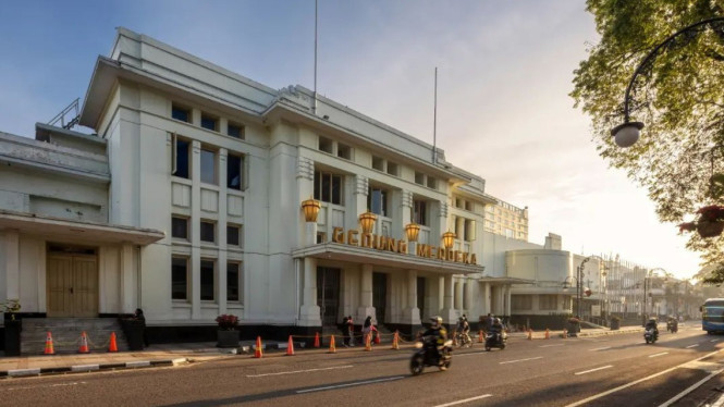 Kota Bandung.