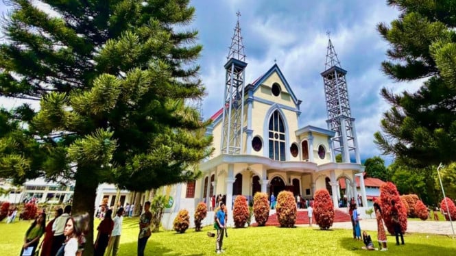 Gereja Katedral Ruteng, Manggarai, Flores