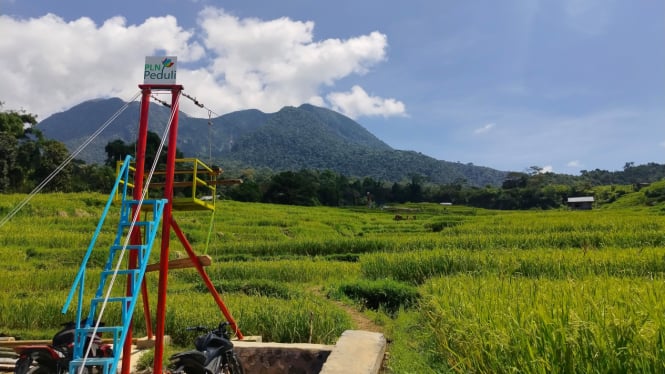 Terbang di Udara, Rasakan Sensasi Tanpa Batas di Flying Fox Golo Loni