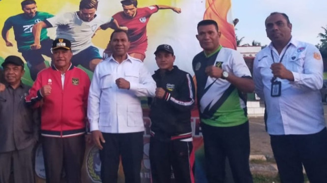 Wakil Gubernur NTT, Johni Asadoma bersama Bupati dan Wakil Bupati TTS