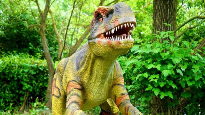 Patung Dinosaurus Tirex