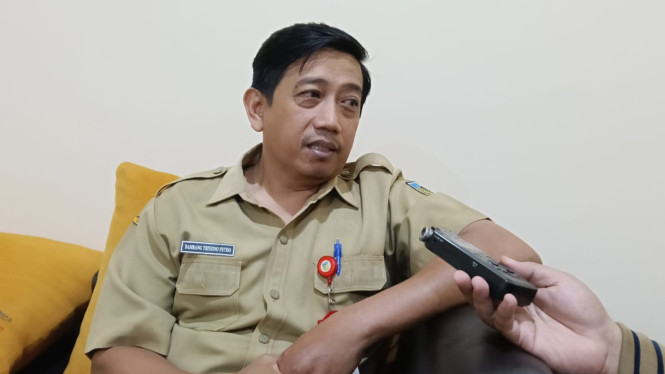 dr. Bambang Triyono Putro